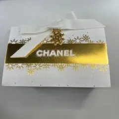 CHANEL シャネル ノベルティ　ギフトボックス　チャーム付き