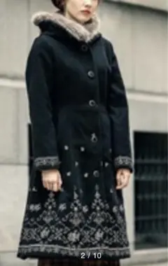 アクシーズファム バラ刺繍フード付コート