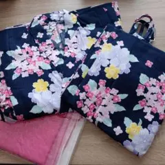 motherways*子供用 浴衣 140サイズ 紺地 花柄のサムネイル