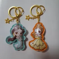 ディズニープリンセス　ジャスミン　ベル　キーホルダー２個セット