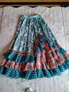 フラメンコ　ファルダ新品未使用ハンドメイド青 赤 白ティアード 値下げ☆フラメンコ ファルダ新品未使用ハンドメイド青 赤 白