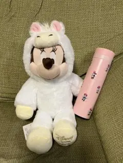 ディズニーストア福袋2026 ミニーぬいぐるみ、ボトル
