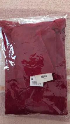タグ付き 新品未使用　ユニクロ　メリノリブタートルネックセーター　サイズM