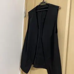 ブラック ノースリーブ ベスト