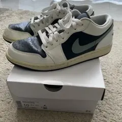 NIKE Air Jordan 1 Low Women’s ジェイドスモーク