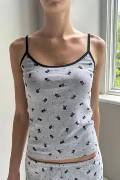 Brandy Melville Skylarスカルプリント キャミソール