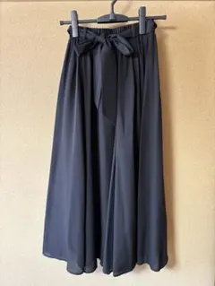 ロングスカート　黒　MEW'S REFINED CLOTHES OL通勤服のサムネイル