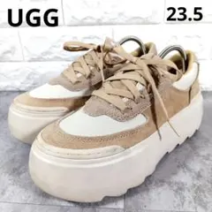 人気✨️UGG アグ　厚底ベージュスニーカー　メッシュ　スウェード【23.5】