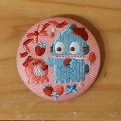 【匿名配送】サンリオキャラクターズ 刺繍 缶バッチ ハンギョドン