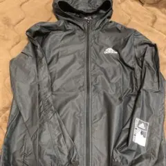 adidas ウィンドブレーカー 黒　pakaian adidas ukuran