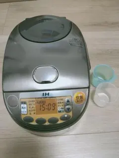 Item thumbnail for item 2e870e1f-69a1-4923-8784-26efff648e23