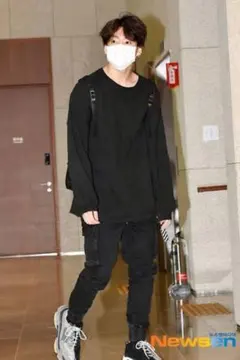 Item thumbnail for item 33439f68-4d9c-4186-bc83-588bff62525f