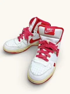 Item thumbnail for item bebb83b0-582a-495c-b082-e76dfe8a289f