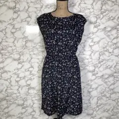 SHOO-LA-RUE　シューラルー　（M）　花柄ロングワンピース　ネイビー