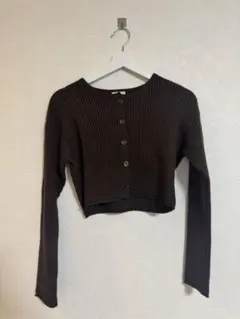 GU ダークブラウン クロップドカーディガン