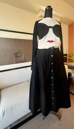 2025年最新】carven スカートの人気アイテム - メルカリ
