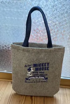 ☆ ディズニーデザイン　フェルトトートバッグ 非売品