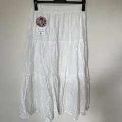 しまむら　FLASHBLUE 刺繍スカート