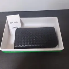 BOTTEGA VENETA ブラック長財布