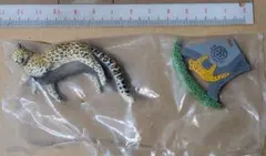 旭山動物園 ヒョウフィギュア マグネット　木の上のマンガ的なヒョウと２個セット