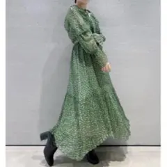 【極美品】リリーブラウン ベルテッドワッシャーフリルワンピース マキシ 洗える