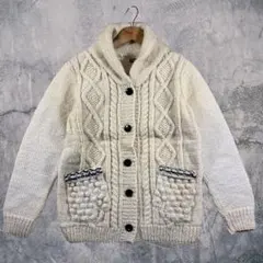 Item thumbnail for item f71bcc68-9fb3-4ae1-a576-d2d7667b325c