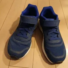 値下げ　美品　adidas LIGHTMOTION スニーカー 19.0cm