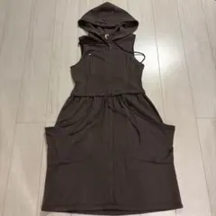 フード付きブラウンノースリーブドレス M