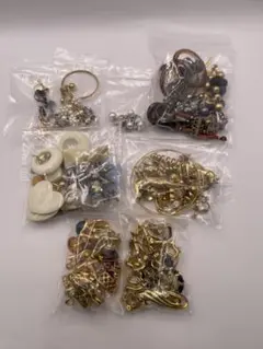 たっぷりイヤリングセット　おまとめ　メッキ　シルバー　ゴールド