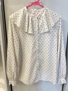 美品　ＧＵ　フリル付きドット柄長袖シャツ １度だけ着用　完売品　Ｌサイズ