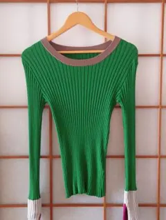 Item thumbnail for item 55708ab1-d229-4a7b-952c-7f837386f0ab