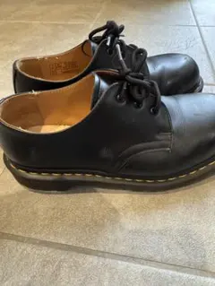 Dr. Martens ブラック レースアップシューズ