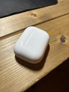 Apple AirPods Pro 第2世代充電ケースのみ　正規品　動作確認済み