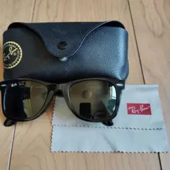 Ray-Ban ブラック サングラス RB2140F ウェイファーラー