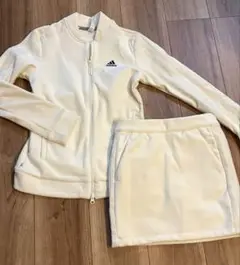 adidas ホワイトセットアップ