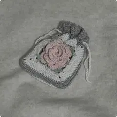 バラの巾着ポーチ 編み物 ハンドメイド