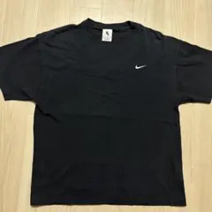 NIKE Tシャツ ブラック ワンポイント刺繍