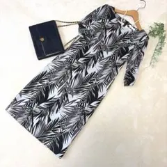 銀座マギー　ワンピース　Mサイズ　モノトーン　柄