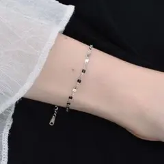 ブレスレット ペタルチェーン キラキラ 新品 サージカルステンレス シルバー