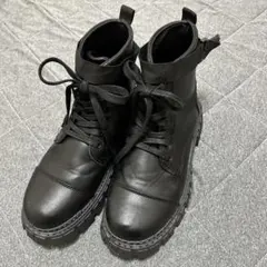 ブラックハイカットブーツ厚底ソール　黒