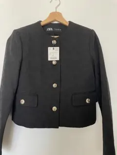 新品タグ付きZARA ザラ ノーカラージャケット