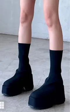 Item thumbnail for item 2702cf4d-ee5f-47a4-8714-6b75dd8a0600