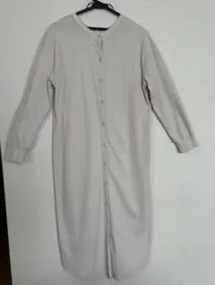 ベージュ 長袖 カットソーワンピース