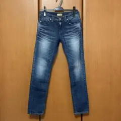 Item thumbnail for item 70f3d68d-9824-4037-8b9a-e4fff7faa68b