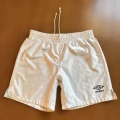 umbro ホワイト サッカー　ショートパンツ　サイズ150cm デサント　白