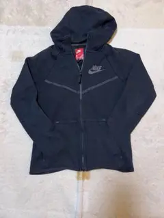 Pareeeed 様専用NIKEテックフリースパーカー　赤タグ　ブラック