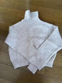 UNIQLO U　ピンクベージュ タートルネックセーター