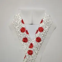 【新品未使用】半衿　半襟　白地　刺繍　半えり　ししゅう　七宝　花柄　衿秀