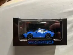 ミニチャンプス 1/64 ポルシェ 911 GT3 992 シャークブルーのサムネイル