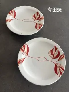 有田焼　利久窯　赤絵 リーフ柄 高台皿 2枚セットのサムネイル